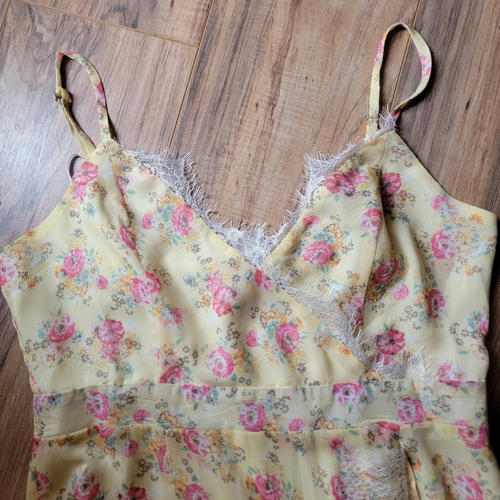 Majorelle Revolve Floral Yellow Maxi Dress Sold Out NWT sz L - Picture 4 of 4